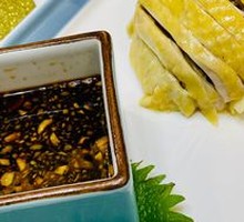 Steamed Chicken in Sauce