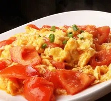 Tomato and Egg Stir-Fry