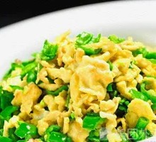 Egg with Green Chili