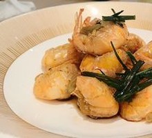 A Ming's Oil-Braised Shrimp