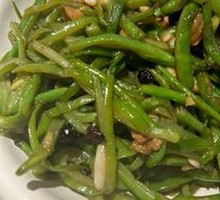 Stewed Broad Bean Noodles in Clay Pot