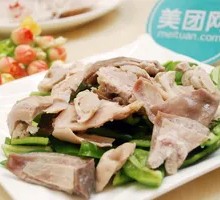 Green Pepper Pig's Trotter Slices