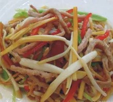 Stir-fried Enoki Mushroom with Pork