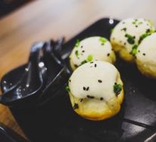Fresh Pork Pan-Fried Dumplings