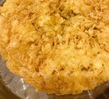 Golden Deep-Fried Egg Roll