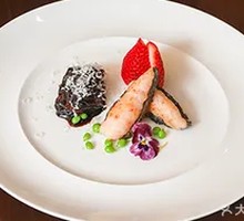 Fresh Shrimp-Stuffed Porcini with Steak