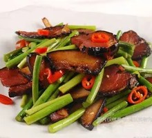 Bamboo Shoots Stir-Fried with Preserved Pork