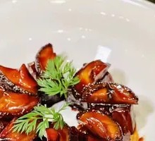 Braised Pork Belly with Abalone