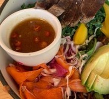 Pan-Seared Beef with Nuts and Rice Bowl