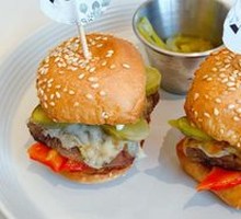 Thick Cut Tongue Mini Burger (2 pcs)