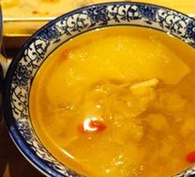 Pear Soup with Small吊