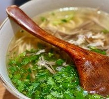 Signature Shredded Beef Noodles