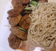 Mushroom and Wheat Gluten Cold Noodles