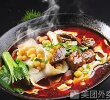 Braised Beef Stir-Fried Knife-Sliced Noodles