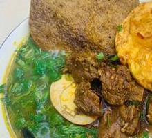 Sour Cabbage Braised Beef Noodles