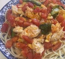 Tomato and Egg Noodles