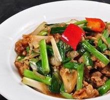 Stir-fried Lamb Liver with Garlic