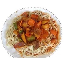 土豆烧牛肉盖浇面