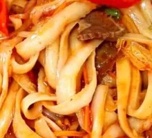 Beef Stir-Fried Knife-Cut Noodles