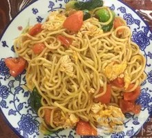 Tomato and Egg Fried Noodles