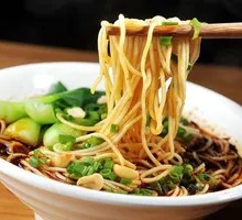 Sour Cabbage Bamboo Shoot Noodles