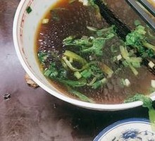 Pickled Cabbage with Shredded Pork