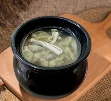 Braised Pig's Trotter Soup in Original Pot