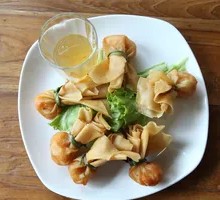 炸小馄饨