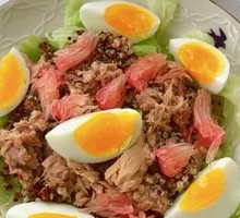 Weight Loss Quinoa Tuna Salad