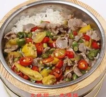 Spicy and Sour Chicken Gizzard Wooden Bucket Rice