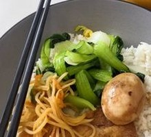 Seaweed and Pork Rib Rice Soup