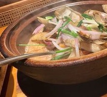 Stir-fried Clams with Ginger and Scallion