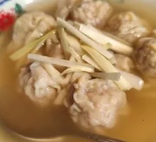 Fresh Shrimp and Crab Roe Dumplings