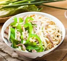 Green Pepper and Pork Cold Noodles