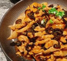 Fish-Flavored Pork with Old Fried Dough Strips
