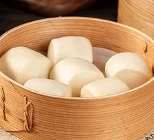Milk-flavored Steamed Buns with Condensed Milk