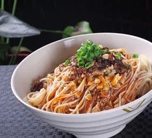Fatty Intestine Dan Dan Noodles