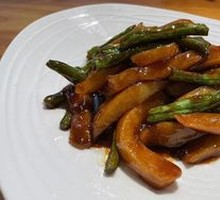 Stir-Fried String Beans with Potatoes