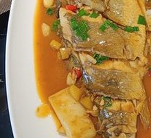 Yellow Croaker with Rice Cake