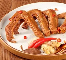 Slightly Spicy Duck Wings