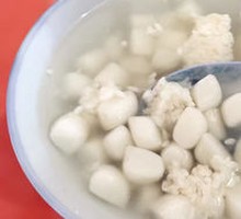 Sweet Rice Balls in Fermented Glutinous Rice Water