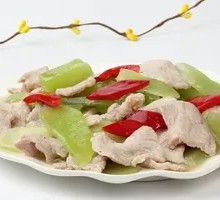 Stir-fried Pork Slices with Lettuce and Wood Ear Mushrooms