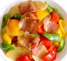 Stir-Fried Potato Slices with Pepper and Pork
