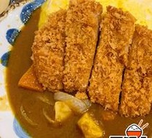 Egg-Covered Pork Cutlet Curry Rice