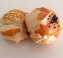 Crunchy Pastry Snack