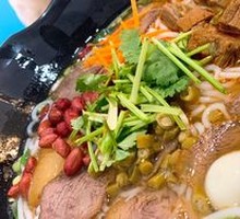 Signature Huaxi Beef Noodles