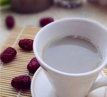 红枣黑米豆浆