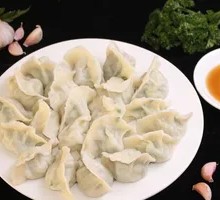 Chinese cabbage and pork dumplings