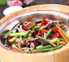 Garlic Shoots and Pork Rice in Wooden Bucket