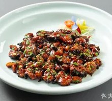 Golden Garlic Grilled Eel